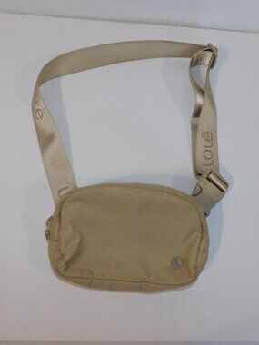 Lole Tan Champaign Soft Crossbody Waist Belt Fanny Bag Pack Adjustable